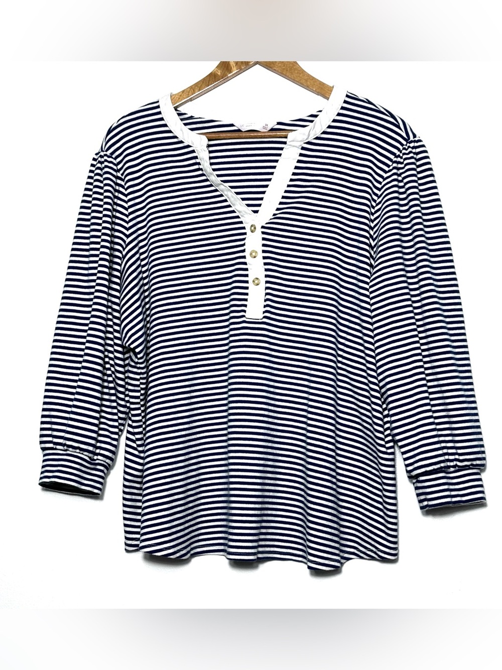 Lauren Conrad Plus Shirt Women’s 2X Blue White Striped 3/4 Sleeve V Neck Top